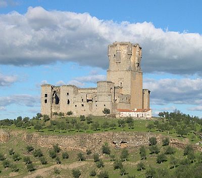 Castillo de los Sotomayor y Zuniga.jpg